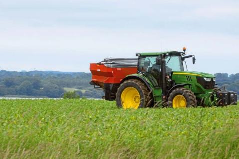 Betriebsmittelpreise sinken etwas – Investitionen bleiben teuer