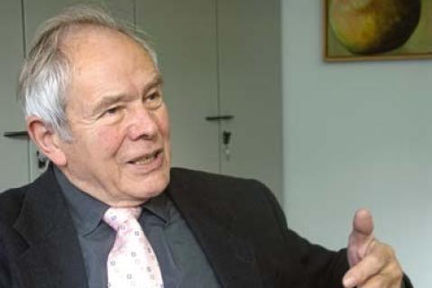 Dr. Rudolf Schnieders