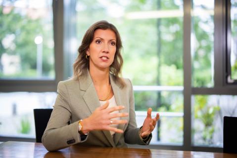 DBV-Generalsekretärin Stefanie Sabet im Standpunkt